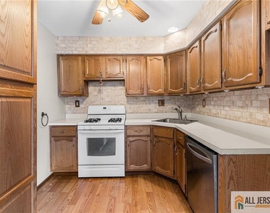 84 Diamond Lane - Photo Thumbnail 16