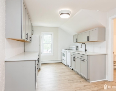 176 Manalapan Road - Photo Thumbnail 5