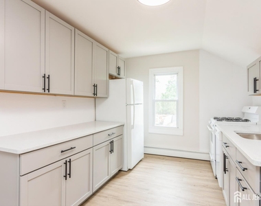 176 Manalapan Road - Photo Thumbnail 3