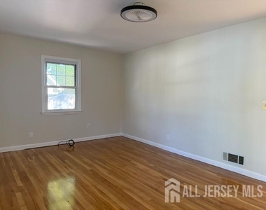 234 Oak Drive - Photo Thumbnail 4