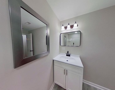 415 Virginia Avenue - Photo Thumbnail 11