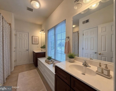 9282 Rainbow Falls Drive - Photo Thumbnail 14