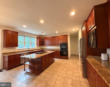 9282 Rainbow Falls Drive - Photo Thumbnail 9