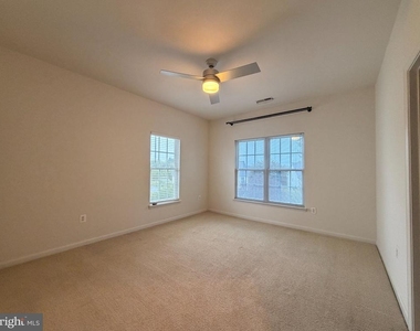 9282 Rainbow Falls Drive - Photo Thumbnail 27