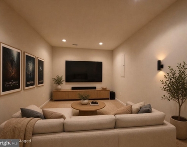 9282 Rainbow Falls Drive - Photo Thumbnail 16