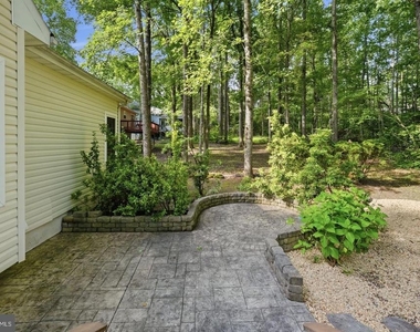 109 Butler Circle - Photo Thumbnail 31