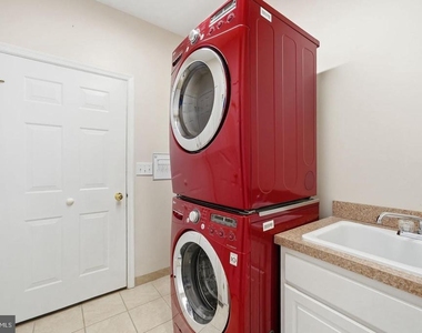 109 Butler Circle - Photo Thumbnail 26