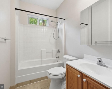 109 Butler Circle - Photo Thumbnail 24