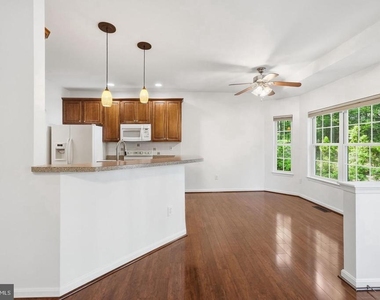 109 Butler Circle - Photo Thumbnail 15