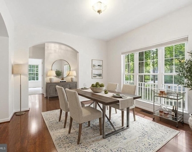 109 Butler Circle - Photo Thumbnail 10