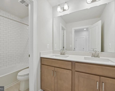 20815 Wood Quay Drive - Photo Thumbnail 4