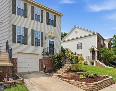 43455 Postrail Square - Photo Thumbnail 2