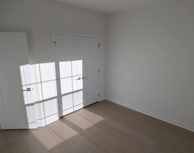 43510 Jefferson Park Street - Photo Thumbnail 44