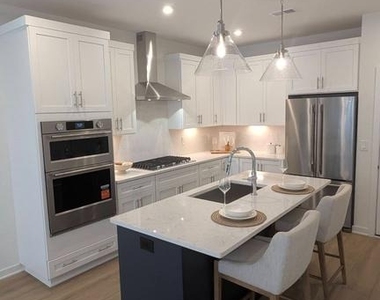 43510 Jefferson Park Street - Photo Thumbnail 23