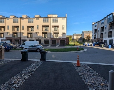 43510 Jefferson Park Street - Photo Thumbnail 8