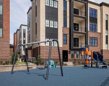 43510 Jefferson Park Street - Photo Thumbnail 54