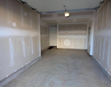 43510 Jefferson Park Street - Photo Thumbnail 18