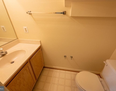 47679 Comer Square - Photo Thumbnail 16