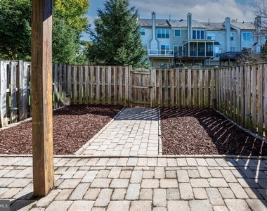 47679 Comer Square - Photo Thumbnail 19