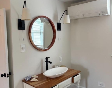 411 S 11th Street - Photo Thumbnail 27