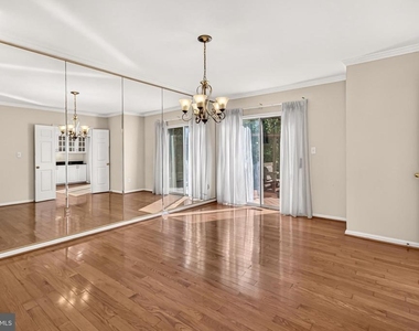 6251 Harbin Drive - Photo Thumbnail 10