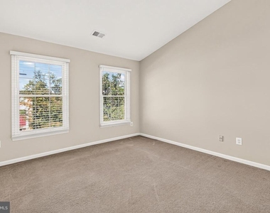 6251 Harbin Drive - Photo Thumbnail 28
