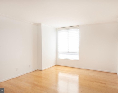 1800 Old Meadow Road - Photo Thumbnail 16