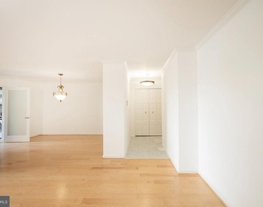 1800 Old Meadow Road - Photo Thumbnail 3