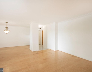 1800 Old Meadow Road - Photo Thumbnail 7