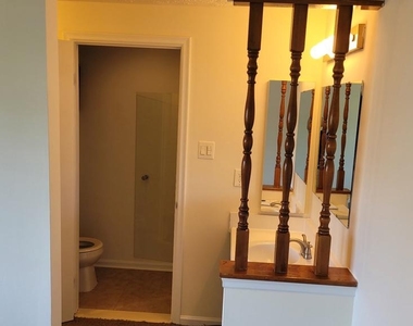 6044 Chicory Place - Photo Thumbnail 11