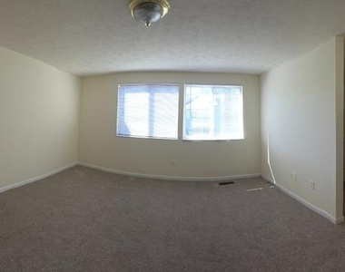6044 Chicory Place - Photo Thumbnail 9