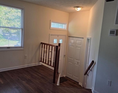 6044 Chicory Place - Photo Thumbnail 4