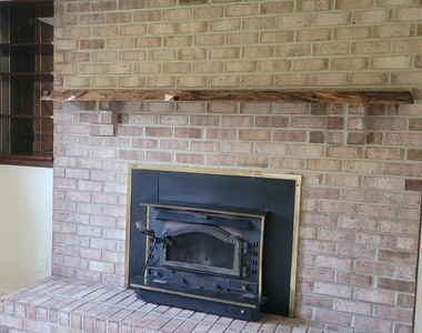 6044 Chicory Place - Photo Thumbnail 19