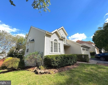 13229 Ladybank Lane - Photo Thumbnail 3
