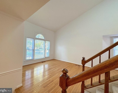 13229 Ladybank Lane - Photo Thumbnail 6