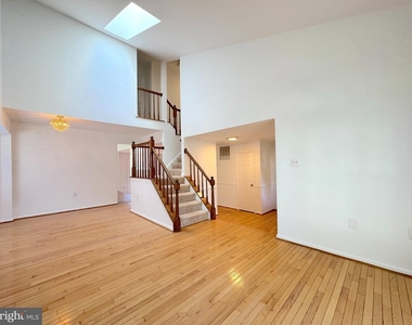 13229 Ladybank Lane - Photo Thumbnail 7