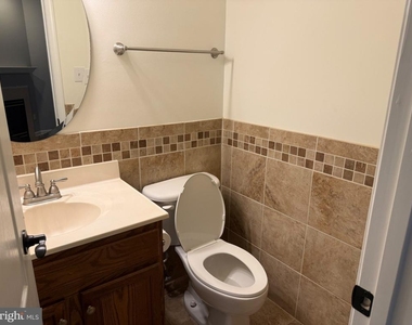 13002 Park Crescent Circle - Photo Thumbnail 5