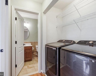 13002 Park Crescent Circle - Photo Thumbnail 23