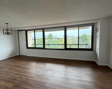 5500 Holmes Run Pkwy Parkway - Photo Thumbnail 2