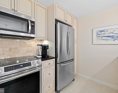 6300 Stevenson Avenue - Photo Thumbnail 10