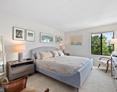 6300 Stevenson Avenue - Photo Thumbnail 15