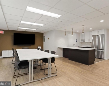 2500 N Van Dorn Street - Photo Thumbnail 19