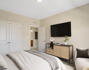 1418 Main Line Boulevard - Photo Thumbnail 24