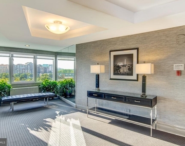 1200 N Nash Street - Photo Thumbnail 3