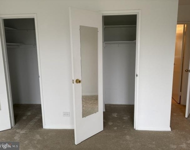 1200 N Nash Street - Photo Thumbnail 8
