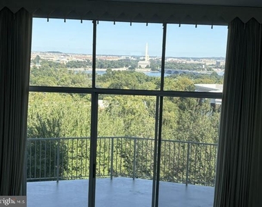 1200 N Nash Street - Photo Thumbnail 4