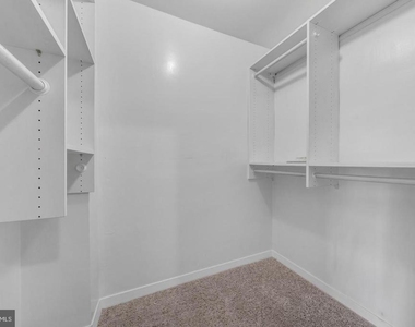 1200 Nash Street - Photo Thumbnail 5