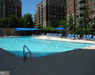 3800 Fairfax Drive - Photo Thumbnail 21