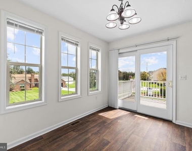 27 Shady Tree Court - Photo Thumbnail 10
