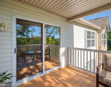 244 N 2nd Street - Photo Thumbnail 24